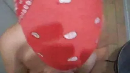 Un amante dai capelli grigi ha attaccato un cazzo a una bellezza in una film porno gratis negre figa.