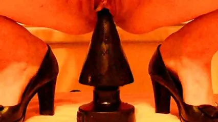 Il ragazzo ha fatto cadere video hard vecchie uno sperma denso sulla fronte della ragazza.
