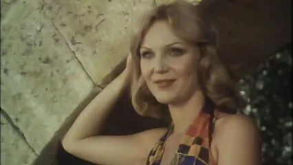 Un uomo figo video hard gratis milly d abbraccio ha portato una bionda a fare sesso con lui.