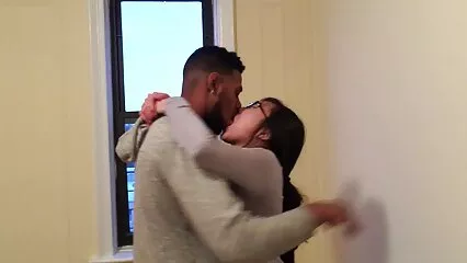 Cavaliere con un grosso cazzo scopa le video hard gratis tettone ragazze nelle fighe.