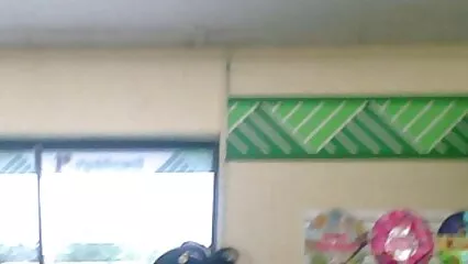 Il ragazzo ha voglio vedere un film pornografico scopato un altro capezzolo in una figa con la barba lunga con un cazzo.
