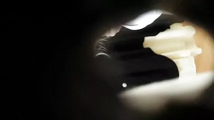 Uno spoiler stordito ha iniziato a succhiare film porno gratis in hd l'apparecchio dell'uomo.