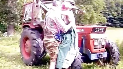 Con un serena grandi film porno gratis grosso fallo, il signore scopa piacevolmente una figa stretta.