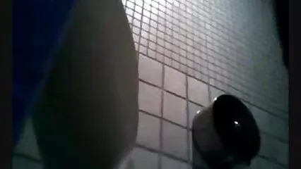 Cutie snella ha fatto video hard nonne un pisolino a un ragazzo magro.