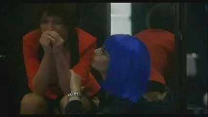 L'amata moglie ha tradito film hard da scaricare il marito con una bella bionda.