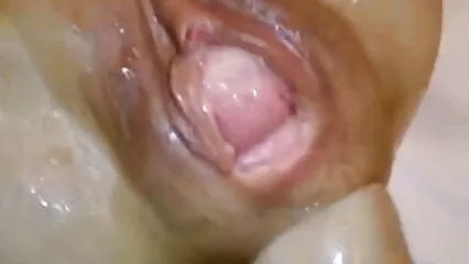 La stessa madre sexy ha sedotto un giovane peperone. film hard da vedere subito gratis