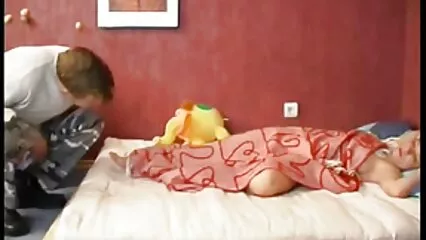 Mulatto ha scopato Marinka in youtube film gratis hard un dolce buco intimo.