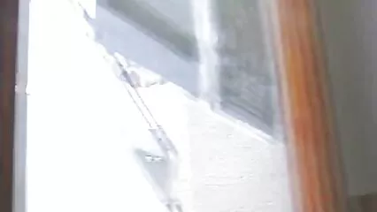 Una film luci rosse gratis donna di colore prende duro il grosso cazzo di un ragazzo.