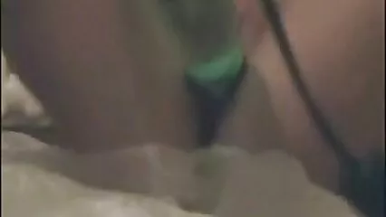 L'amico biondo ingoia video amatoriali pornografico il pene duro.