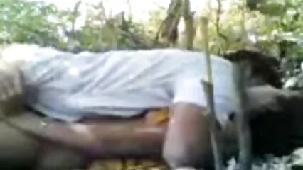 Il ragazzo ha affittato la ragazza per soldi film hard gay gratis a un amico.